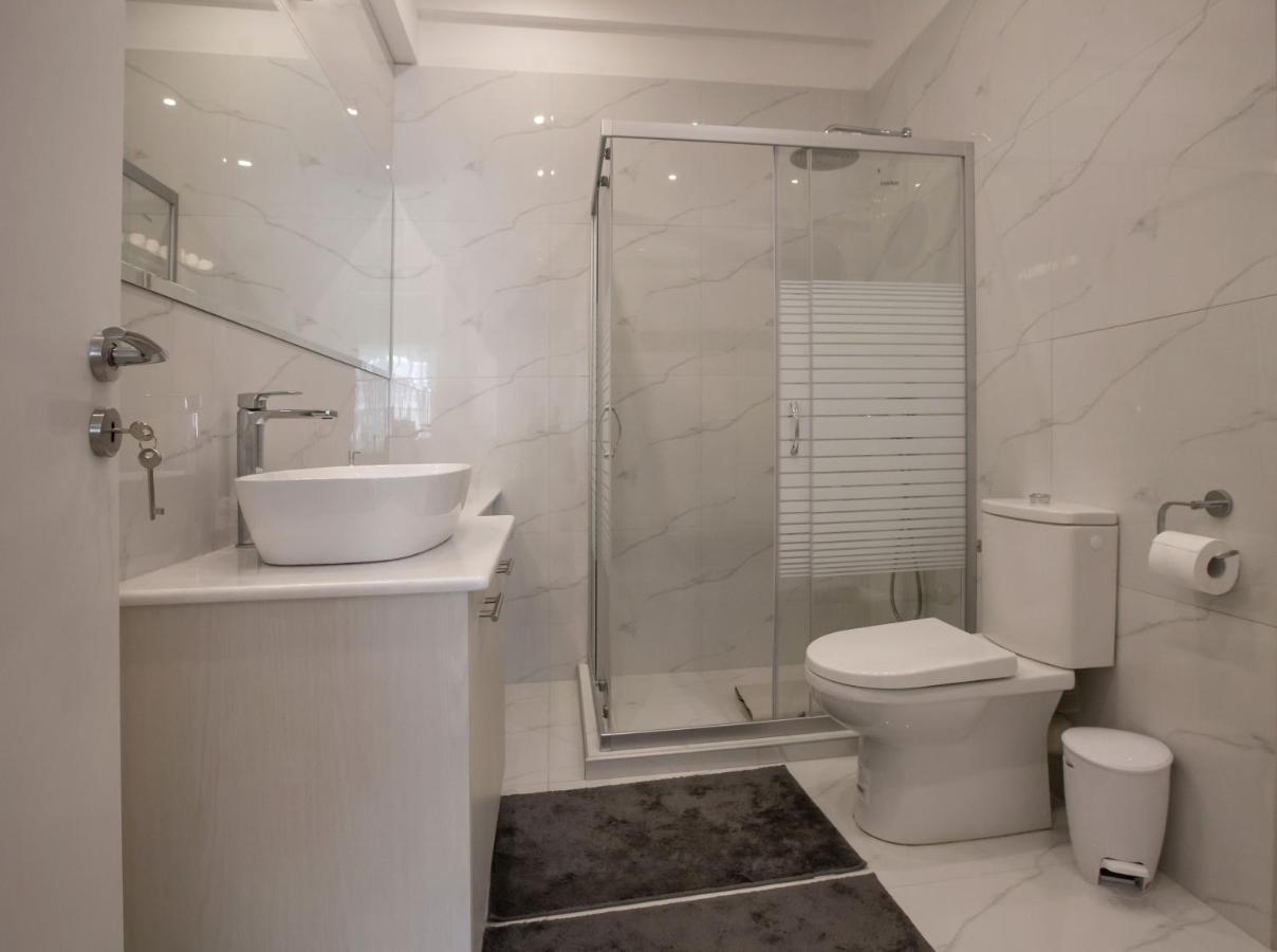 Upscale Luxury Athens Renovated Dream Home In One Of The Most Favorable Locations By National Gardens, Zoo & Hellenic Parliament In Syntagma And Stylish Exquisite Kolonaki Neighborhood Eksteriør billede